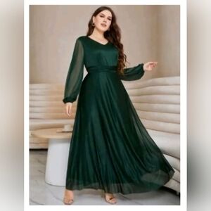 Elegant Green Maxi Dress